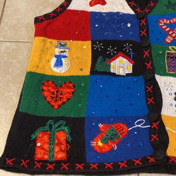 Basic Editions Holiday women's Christmas vest XL. Multicolored. - Picture 5 of 16